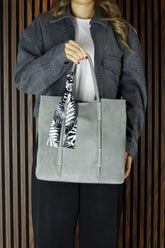 (VSN5013OC) Gri Hakiki Dana Süet Manyetik Kapaklı Fermuarlı İç Cepli Askılı Büyük Boy Günlük Omuz Çantası