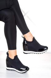 Anastasia Siyah Rugan Ön Yüz Streç Gizli Dolgu Günlük Ayakkabı