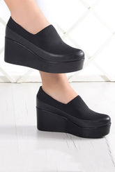 Carla Siyah Hakiki Deri Ön Yüz Streç Dolgu Topuklu Günlük Ayakkabı