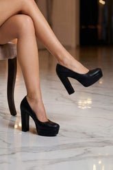 Lina Siyah Vegan Yuvarlak Burun Kalın Platform Topuklu Ayakkabı