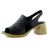 Saules Plus Siyah Hakiki Dana Derisi Kesik Detaylı Lastik Bantlı Topuklu Sandalet