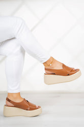 Olivia Taba Hakiki Deri Dolgu Topuklu Sandalet