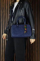 (VSN5011OC) Lacivert Hakiki Dana Süet Fermuarlı İç Cepli Askılı Boncuk Aksesuarlı Günlük Büyük Boy Omuz Çantası