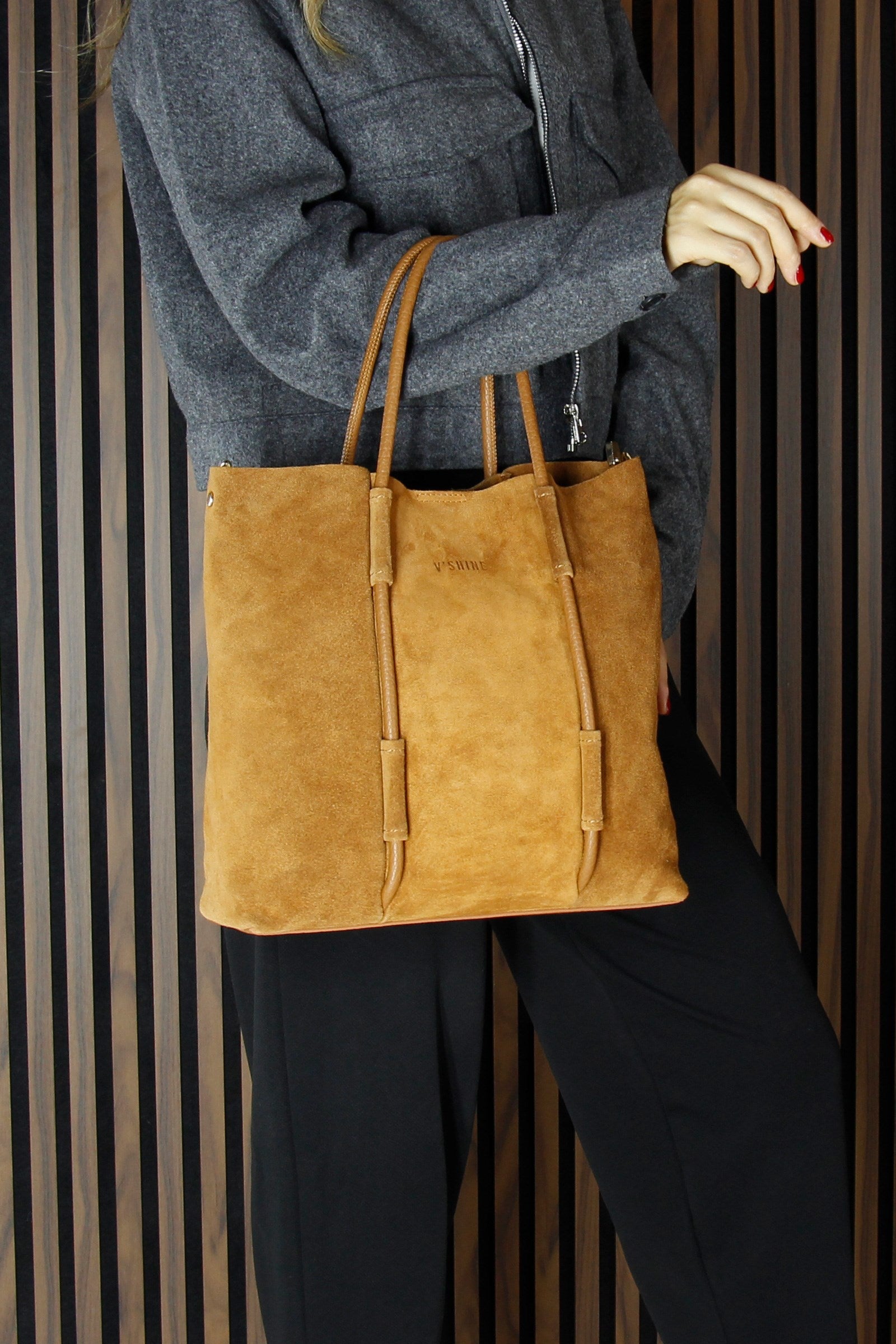 (VSN5013OC) Taba Hakiki Dana Süet Manyetik Kapaklı Fermuarlı İç Cepli Askılı Büyük Boy Günlük Omuz Çantası