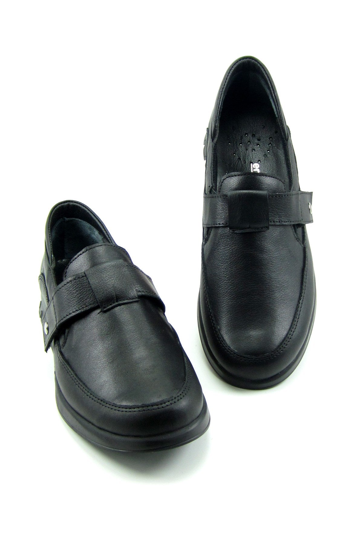 Daniela Siyah Hakiki Deri Tokalı Günlük Ayakkabı