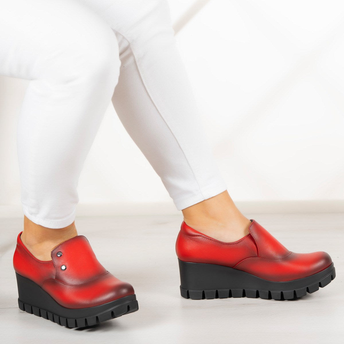 Gloria Kırmızı Hakiki Deri Dolgu Topuklu Günlük Ayakkabı