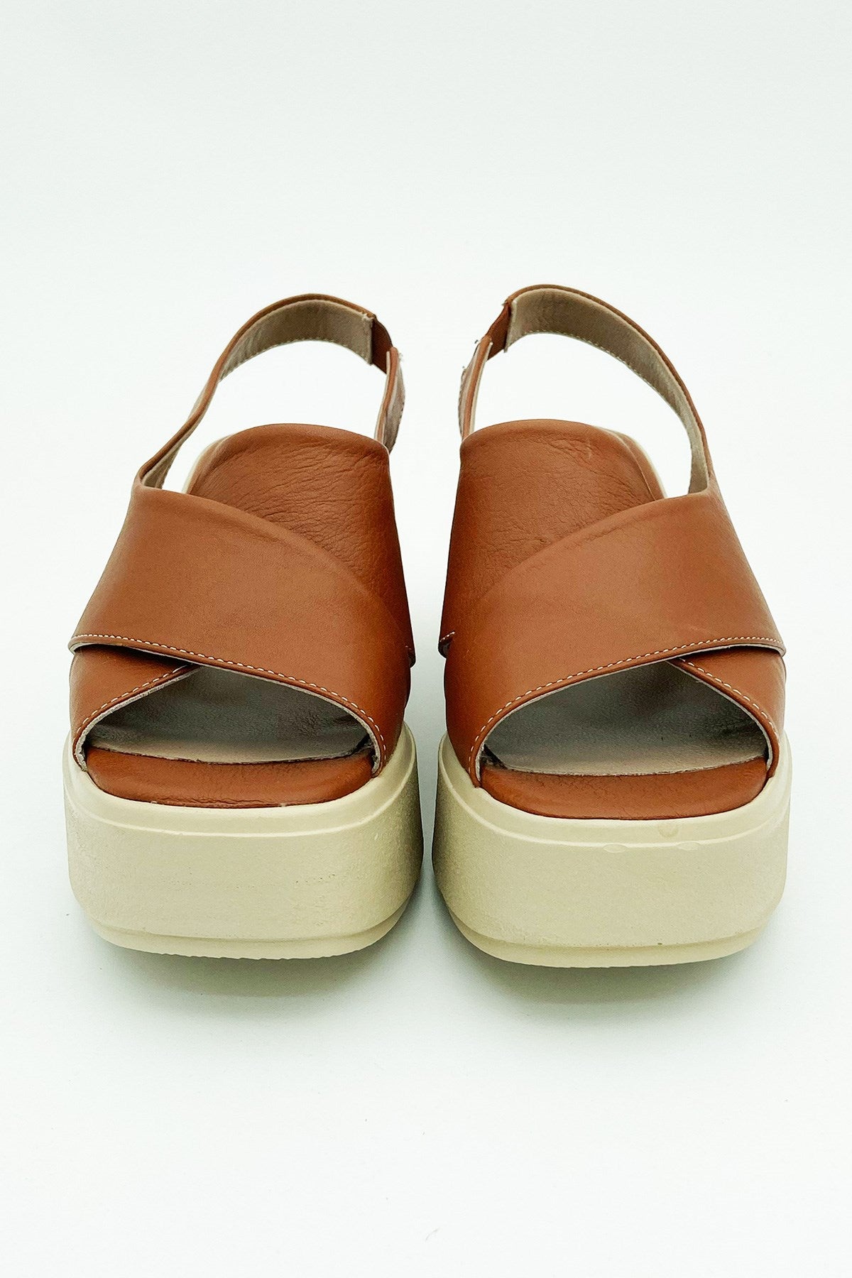 Olivia Taba Hakiki Deri Dolgu Topuklu Sandalet