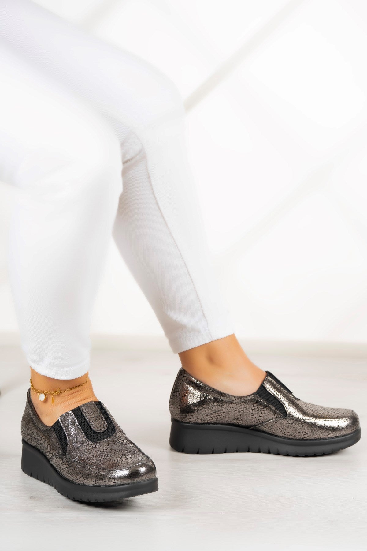 Jennifer Gümüş Yılan Hakiki Deri Günlük Ayakkabı