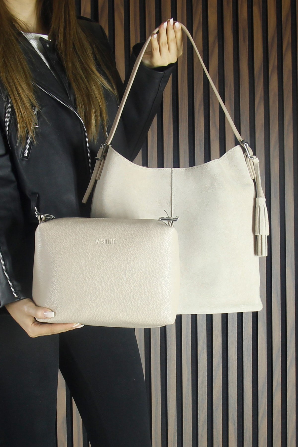 (VSN5016OC) Bej Hakiki Dana Süet Püsküllü Manyetik Kapaklı Büyük Boy Günlük Omuz Çantası ve El Çantası