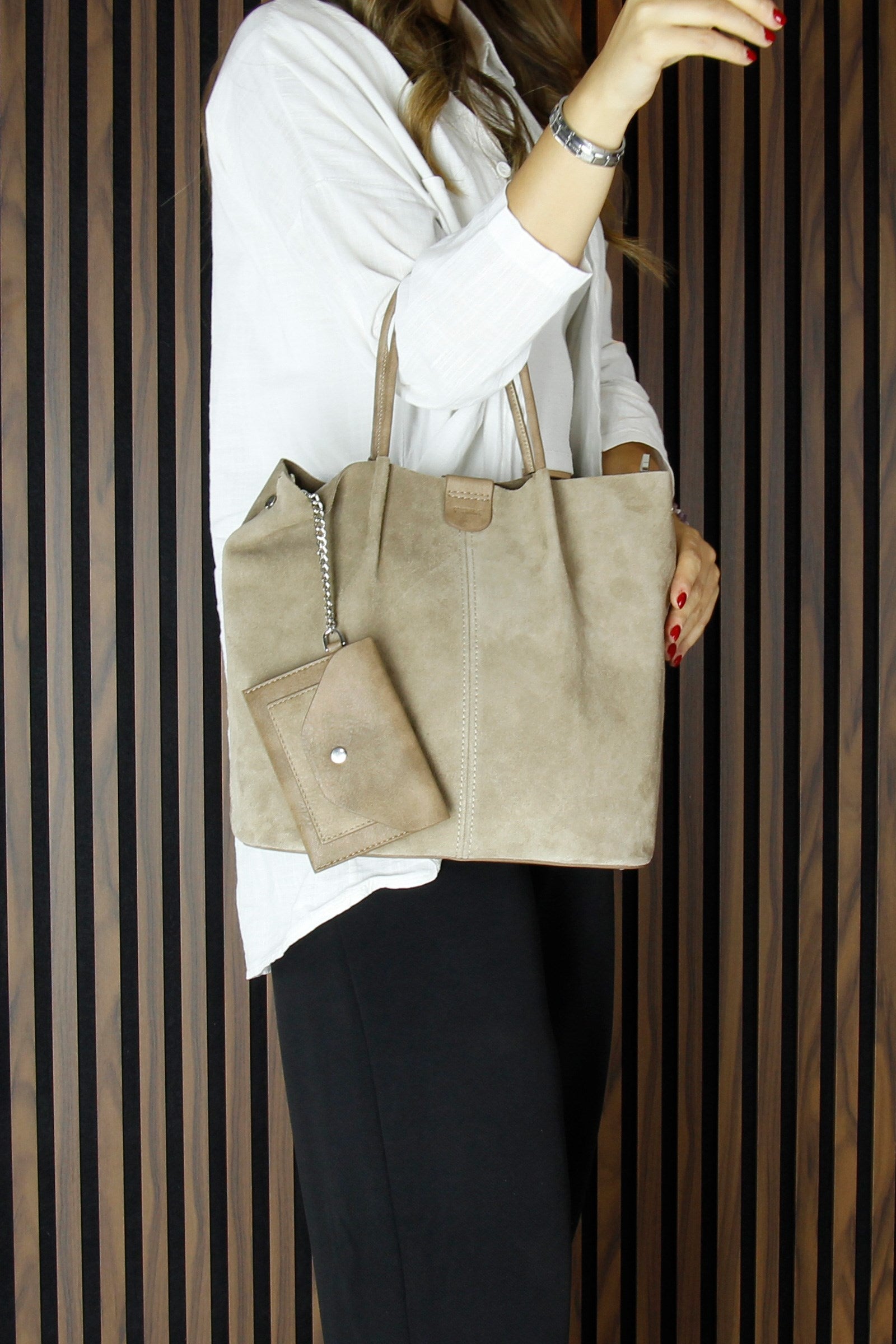 (VSN5010OC) Vizon Hakiki Dana Süet Manyetik Kapaklı İç Cepli Askılı Günlük Büyük Boy Omuz Çantası ve Cüzdanı