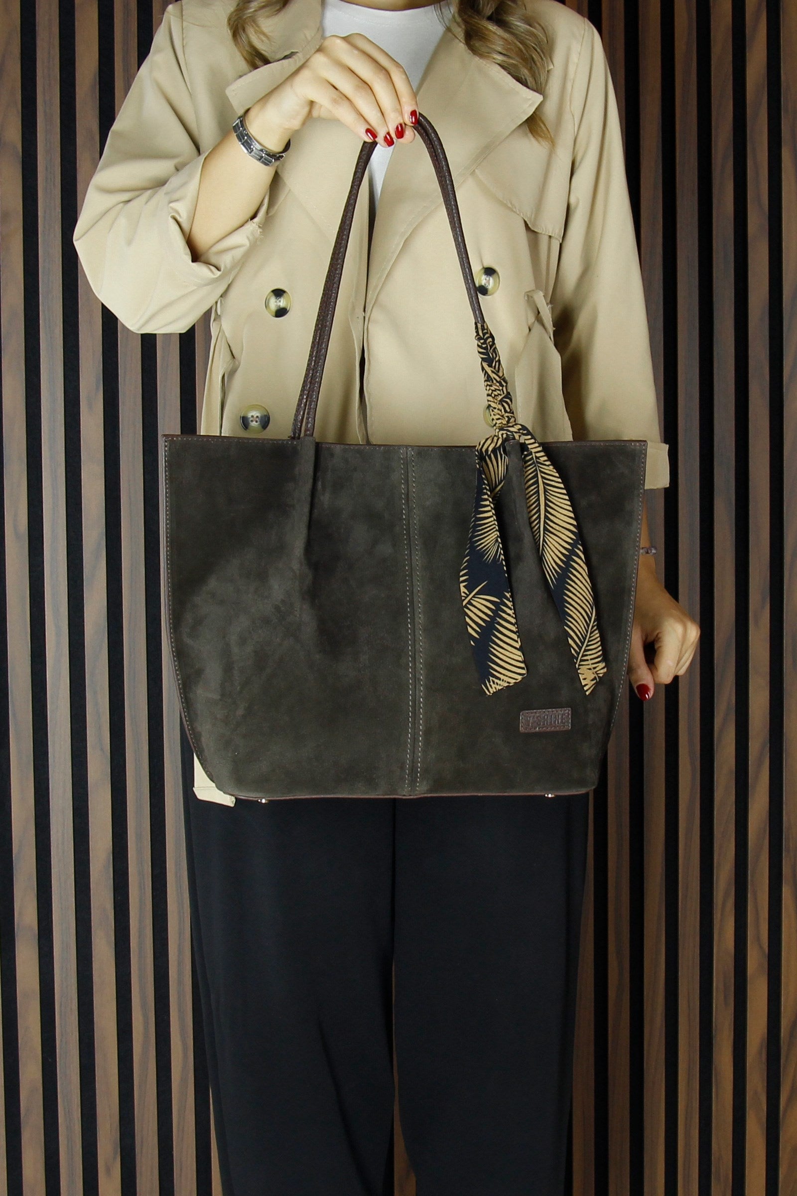 (VSN3093OC) Kahve Hakiki Dana Süet Manyetik Kapaklı Büyük Boy Günlük Omuz Çantası ve Askılı El Çantası