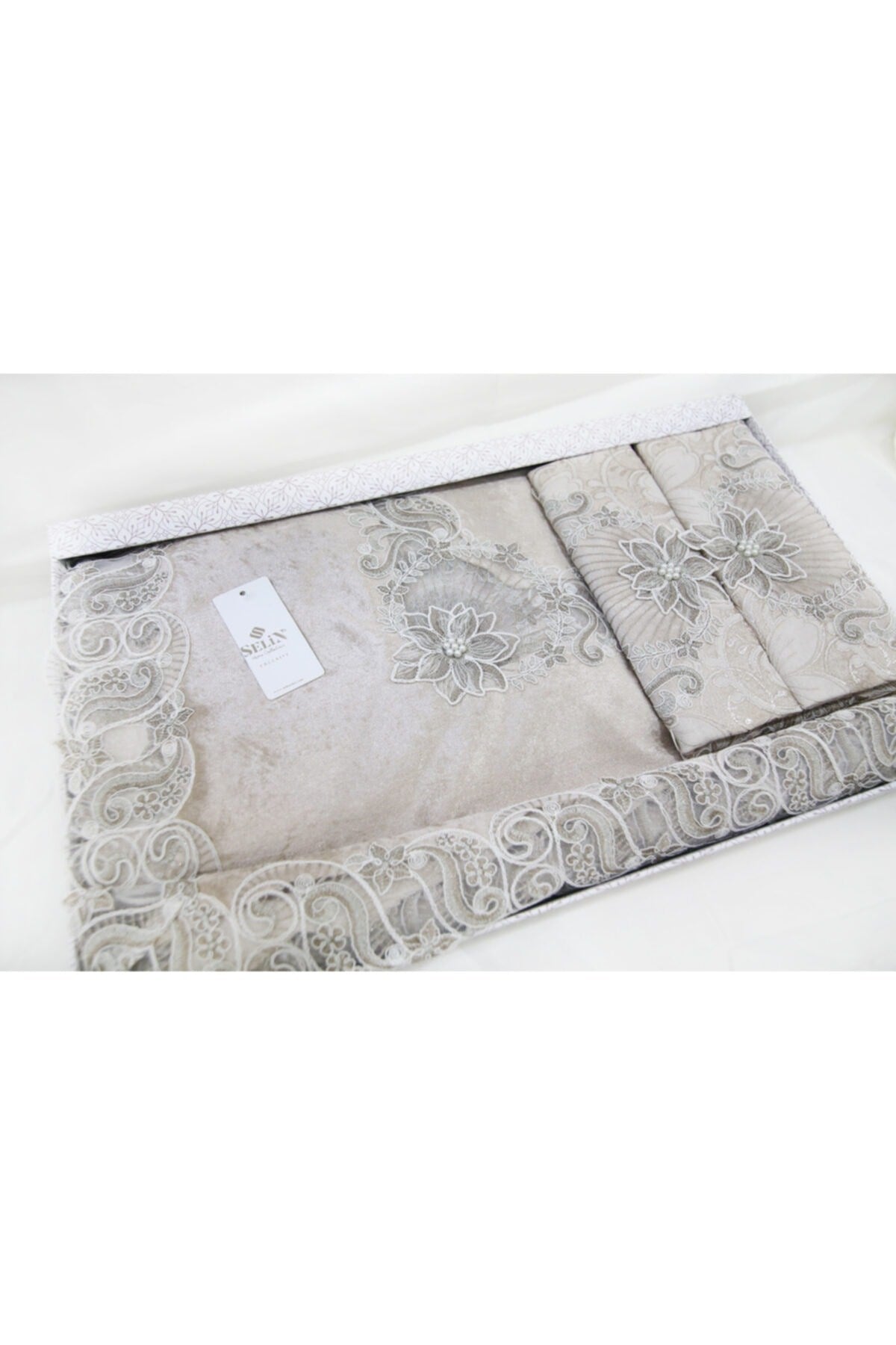 Kutulu Lüks Çeyizlik 6 Parça Pike Takımı - Melis - Cappucino