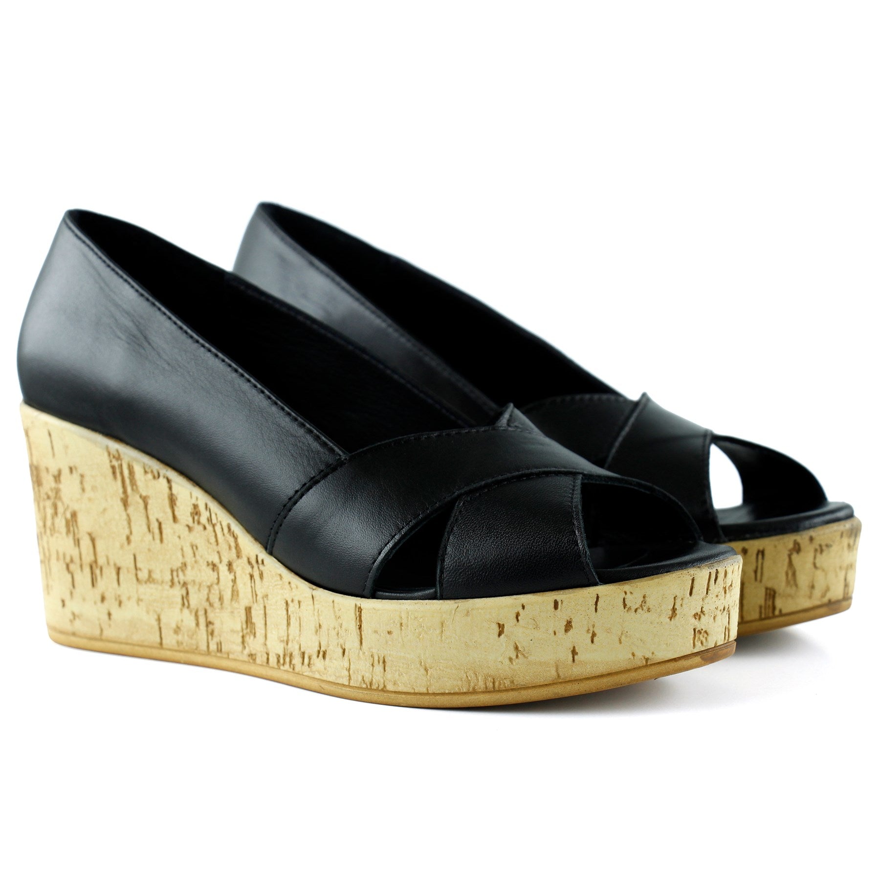 Astrid Siyah Hakiki Deri Çapraz Bantlı Mantar Taban Görünümlü Dolgu Topuklu Sandalet