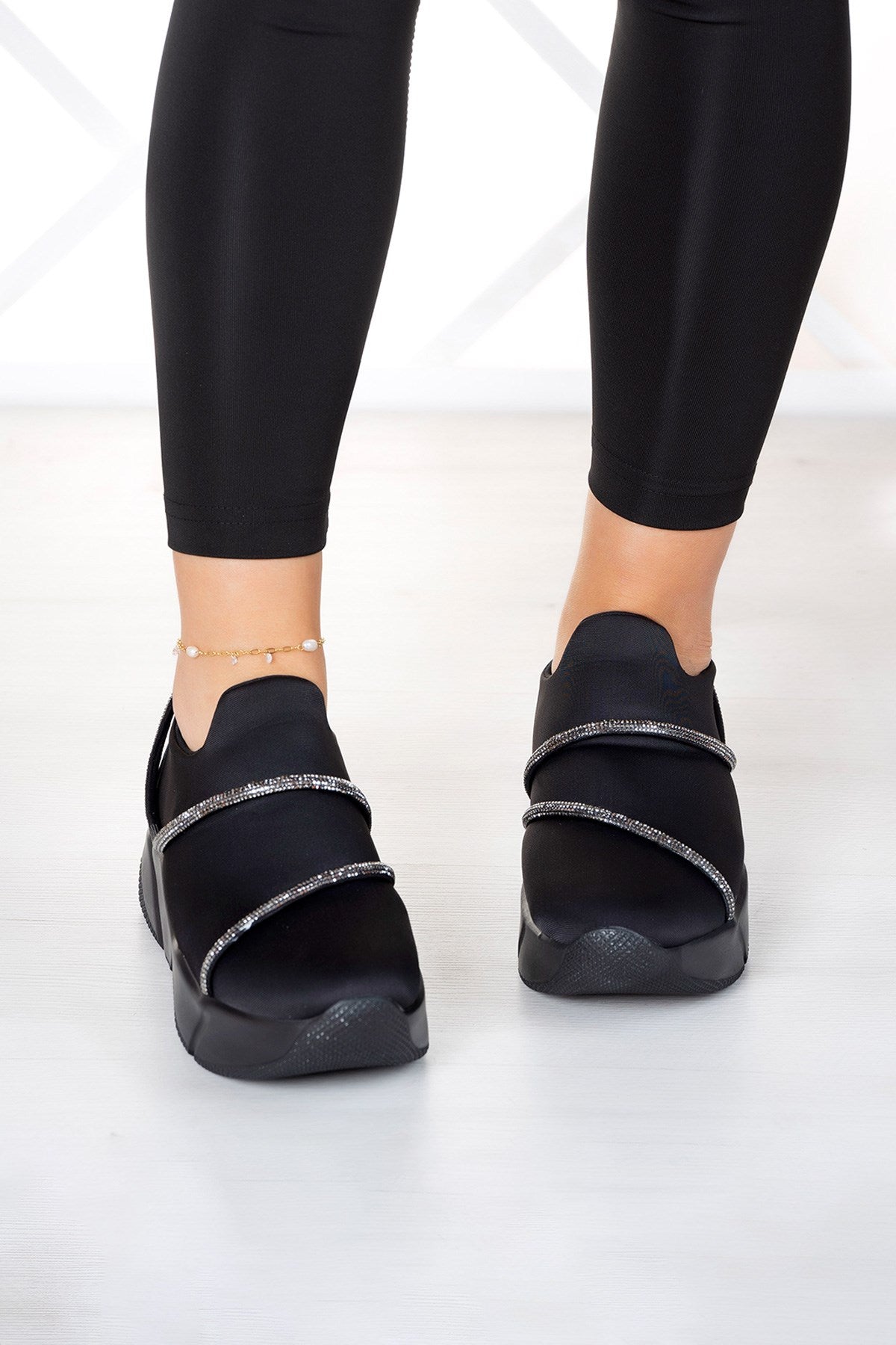 Barbara Gümüş Streç Taşlı Sneaker