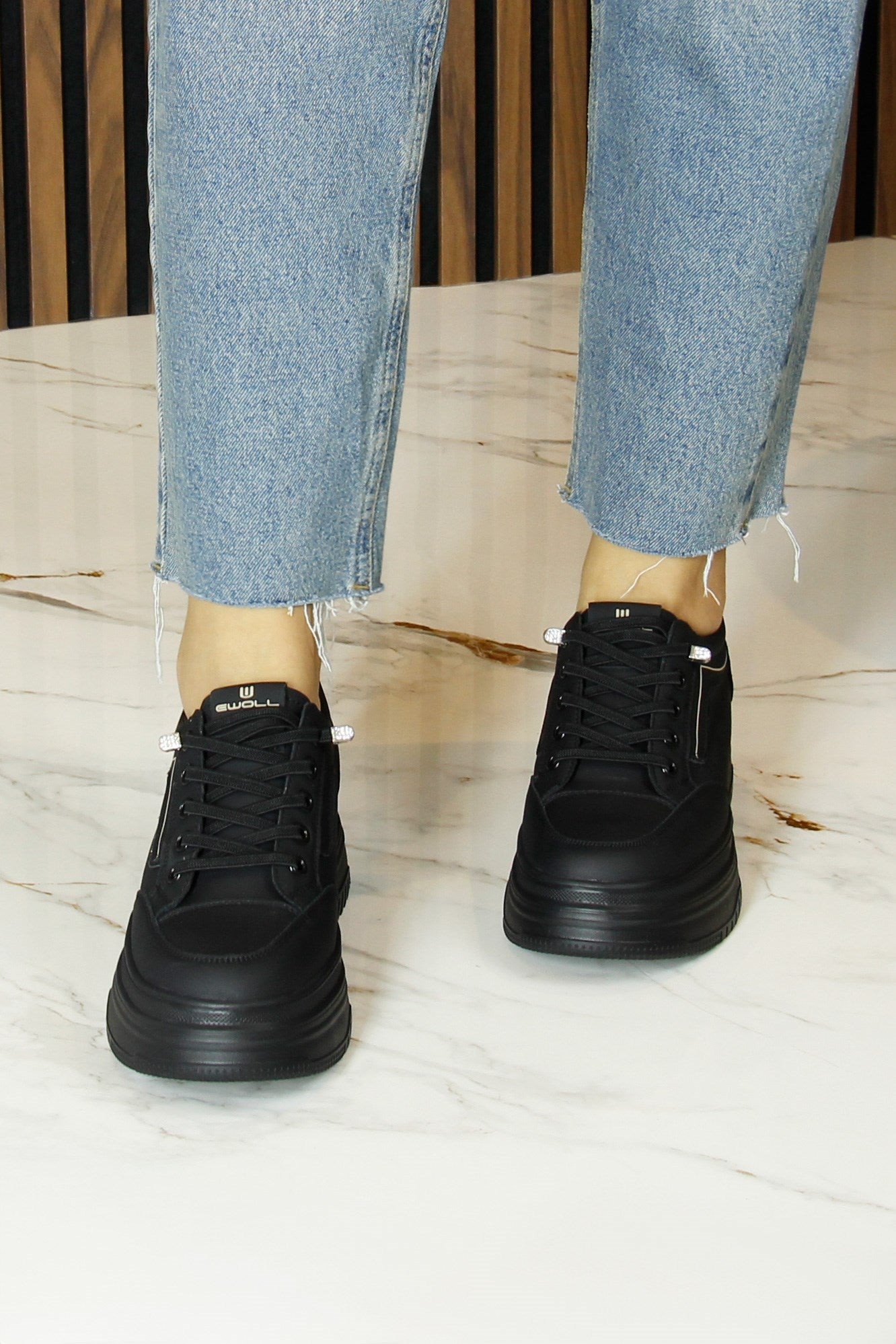 [8000] Siyah Vegan Yuvarlak Burun Lastik Bağcıklı Flatform Taban Günlük Sneaker Spor Ayakkabı