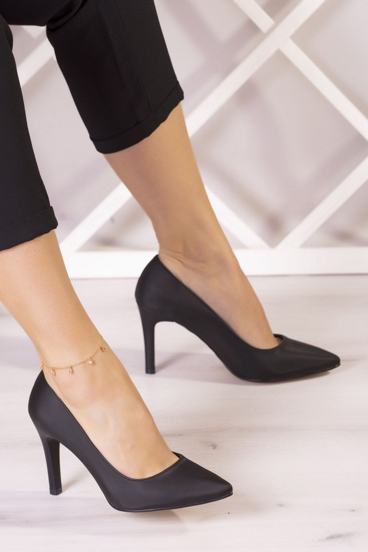 Gowa Plus Siyah Saten Abiye Stiletto