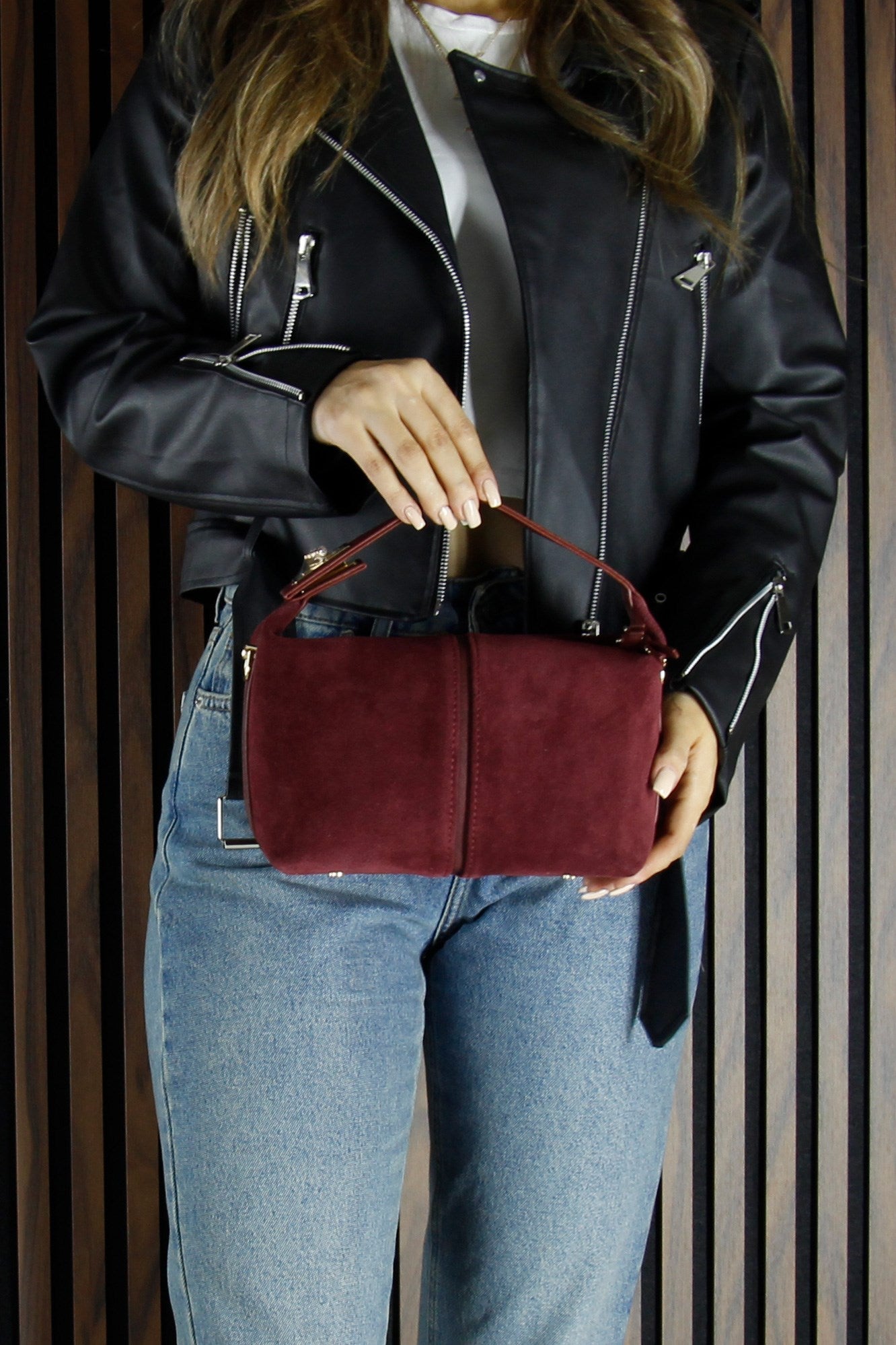 (VSN5009OC) Bordo Hakiki Dana Süet Fermuarlı Askılı İç Cepli Orta Boy Günlük Omuz Çantası