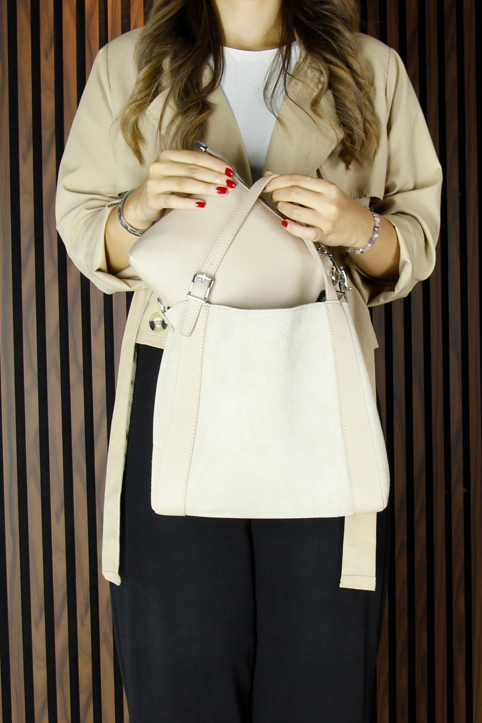 (VSN5012OC) Bej Hakiki Dana Süet Manyetik Kapaklı Büyük Boy Günlük Omuz Çantası ve Askılı El Çantası