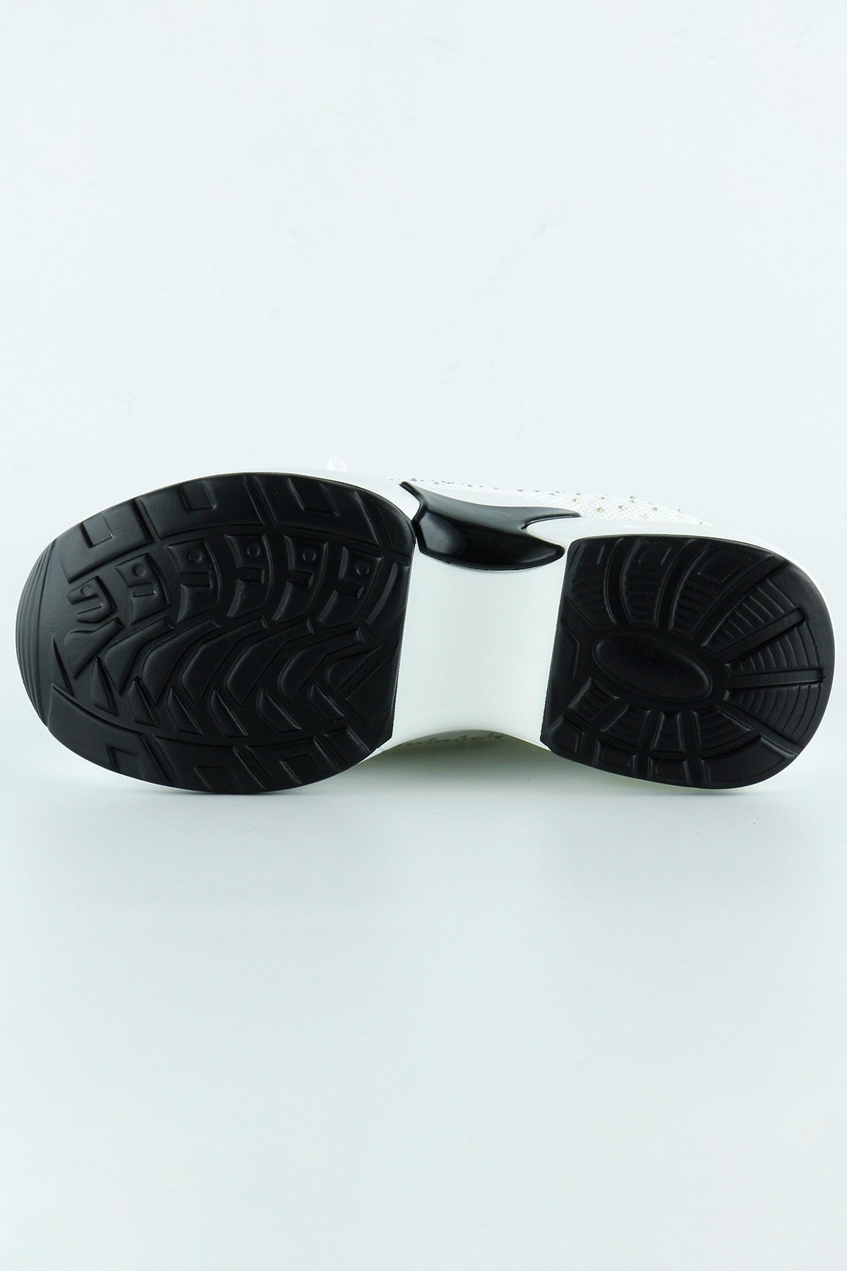 [5035] Beyaz Örgü Dokuma Kristal Taşlı Bağcıklı Hava Yastıklı Taban Gizli Dolgu Slip-on Sneaker