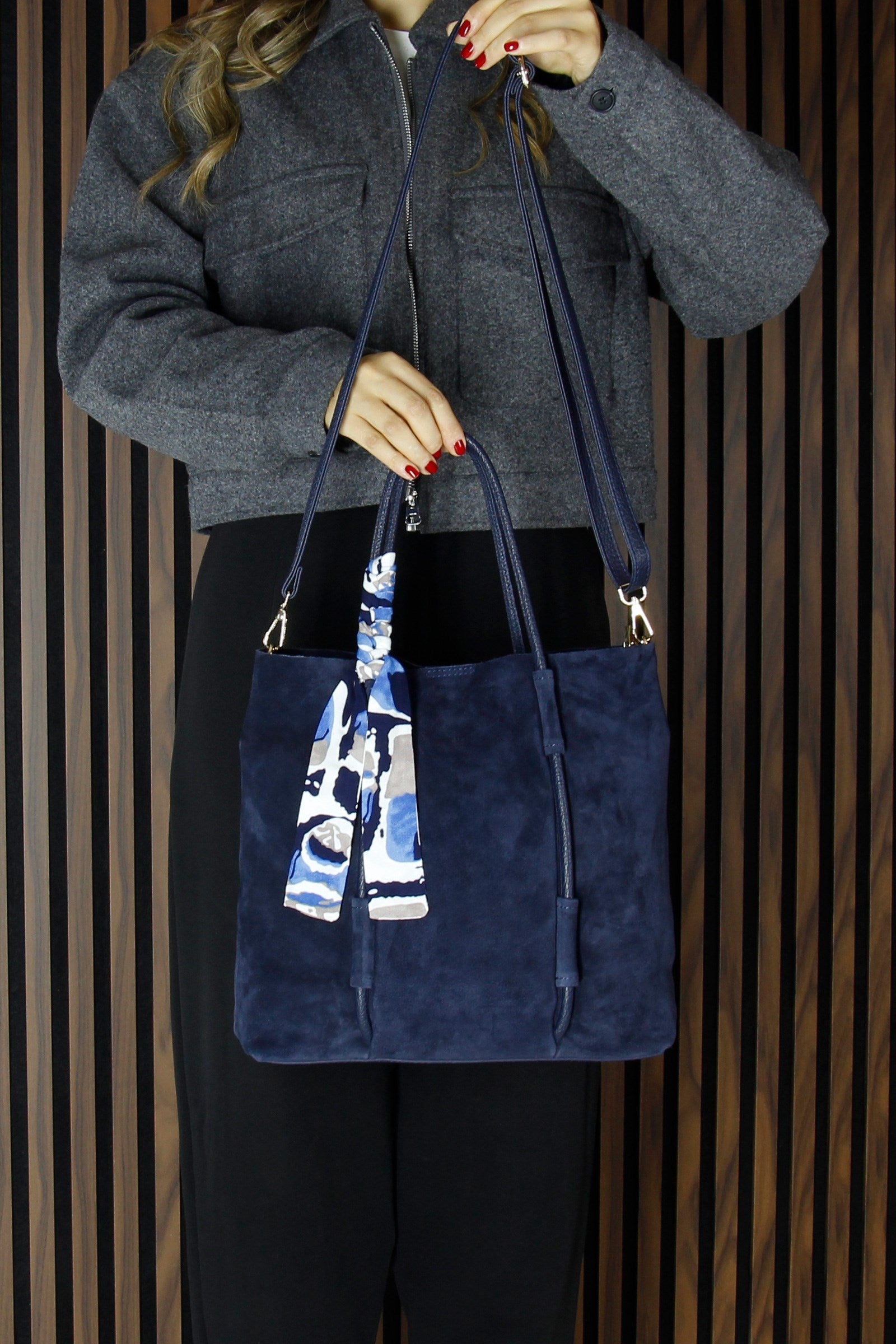 (VSN5013OC) Lacivert Hakiki Dana Süet Manyetik Kapaklı Fermuarlı İç Cepli Askılı Büyük Boy Günlük Omuz Çantası