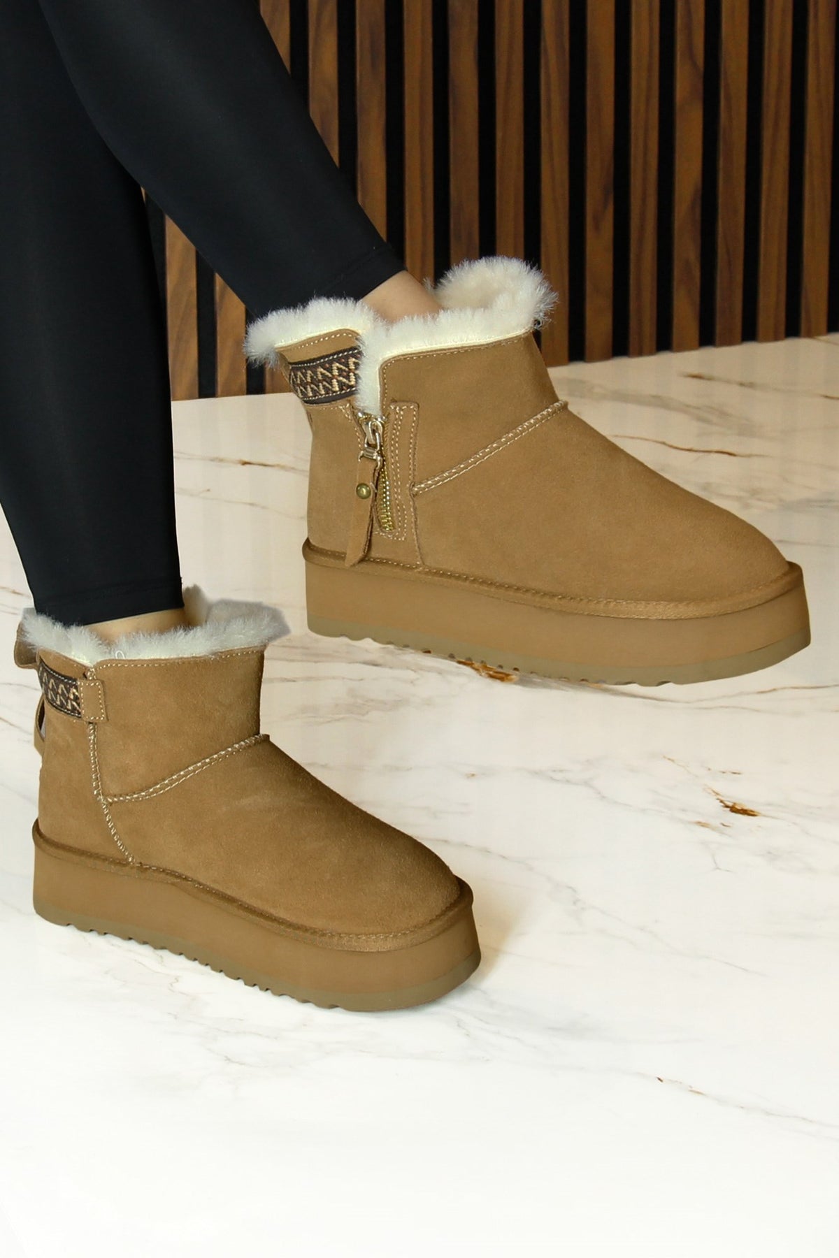 [8081] Camel Süet Fermuarlı Kürk Astarlı Yuvarlak Burun Günlük Bot