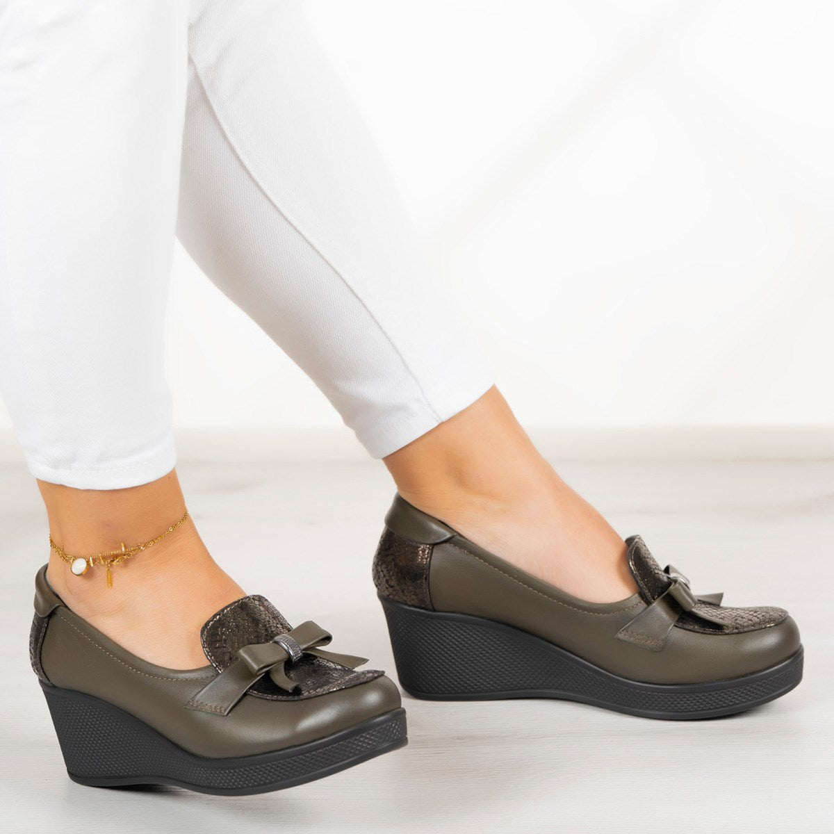 Emma Haki Hakiki Deri Dolgu Topuklu Günlük Ayakkabı