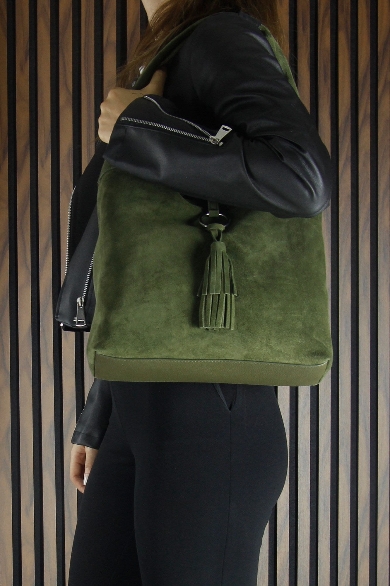 (VSN5015OC) Haki Hakiki Dana Süet Püsküllü Manyetik Kapaklı Orta Boy Günlük Omuz Çantası