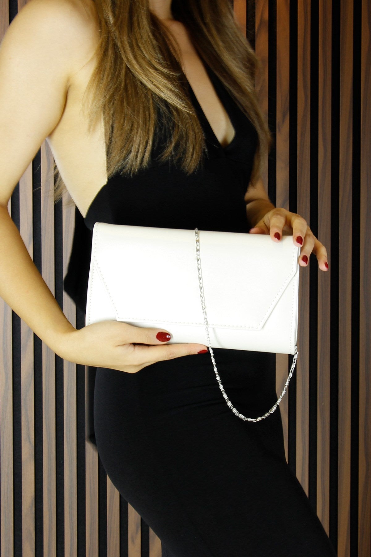 (ES0018AC) Sedef Zincir Askılı Manyetik Kapaklı İç Cepli Zarif Abiye El Çantası