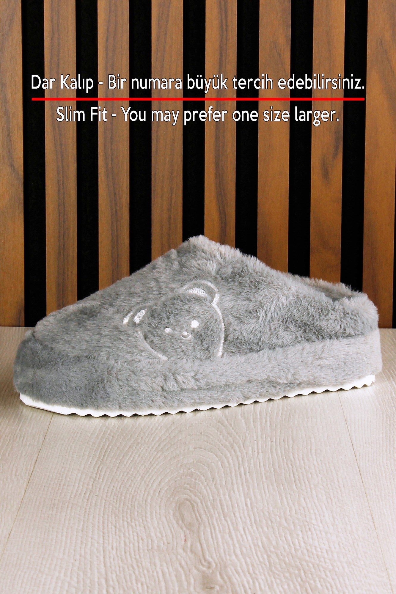 Clara Gri Pelüş - DAR KALIP - Ayıcık Desenli Kalın Düz Tabanlı Sessiz Kadın Ev Terliği