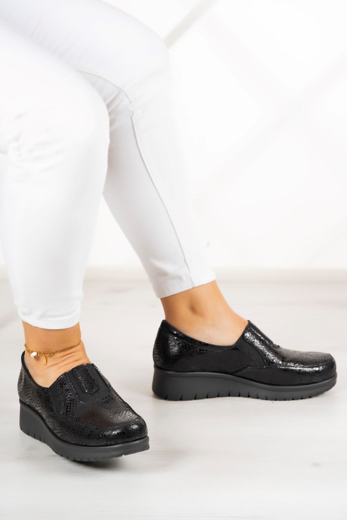 Jennifer Siyah Yılan Hakiki Deri Günlük Ayakkabı