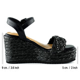 [7074] Siyah İnci İşlemeli Tokalı Hasır Örgü Görünümlü Dolgu Topuklu Sandalet