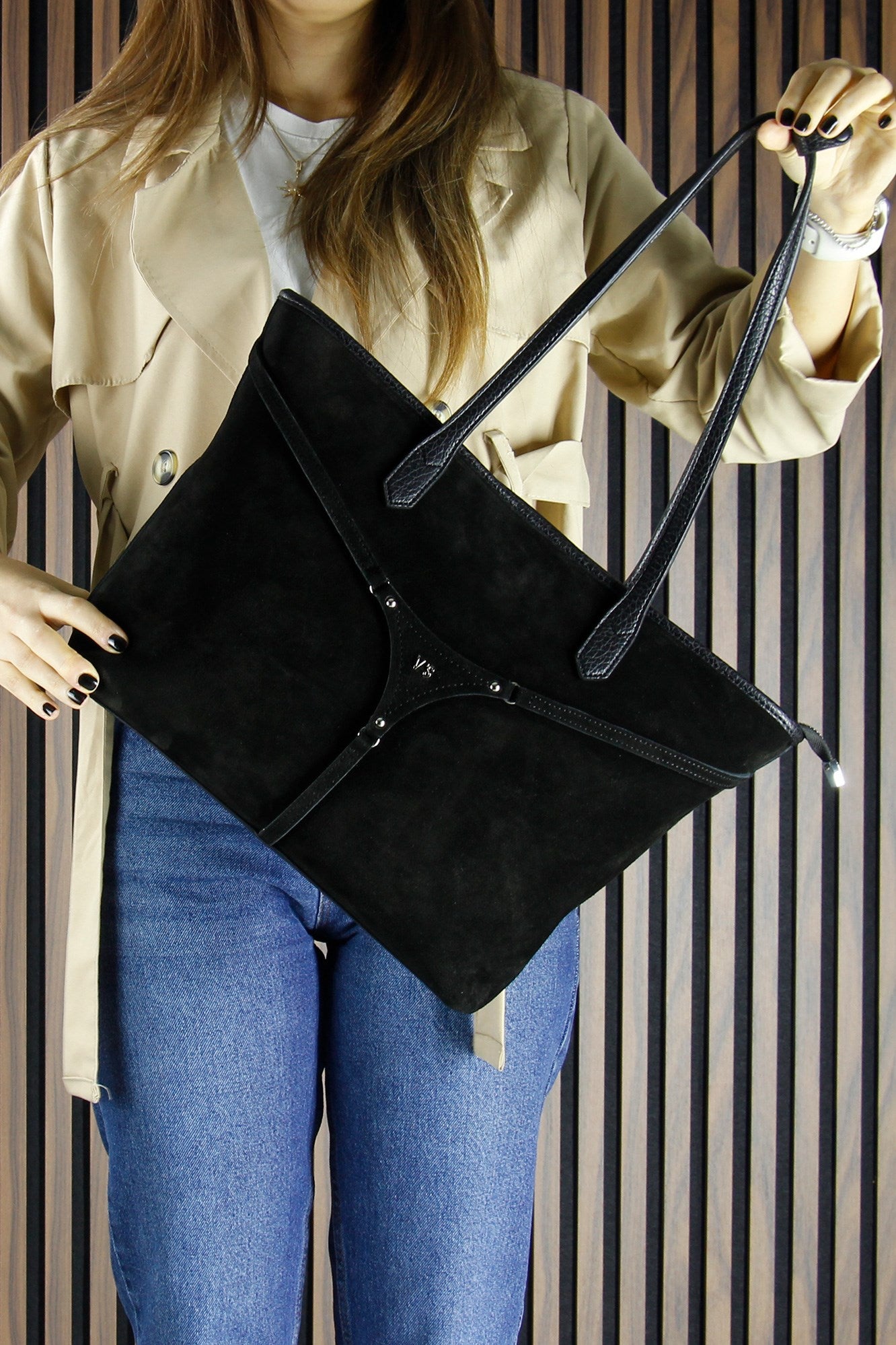 (VSN5018OC) Siyah Hakiki Dana Süet Fermuarlı Üç Bölmeli İç Cepli Büyük Boy Günlük Omuz Çantası