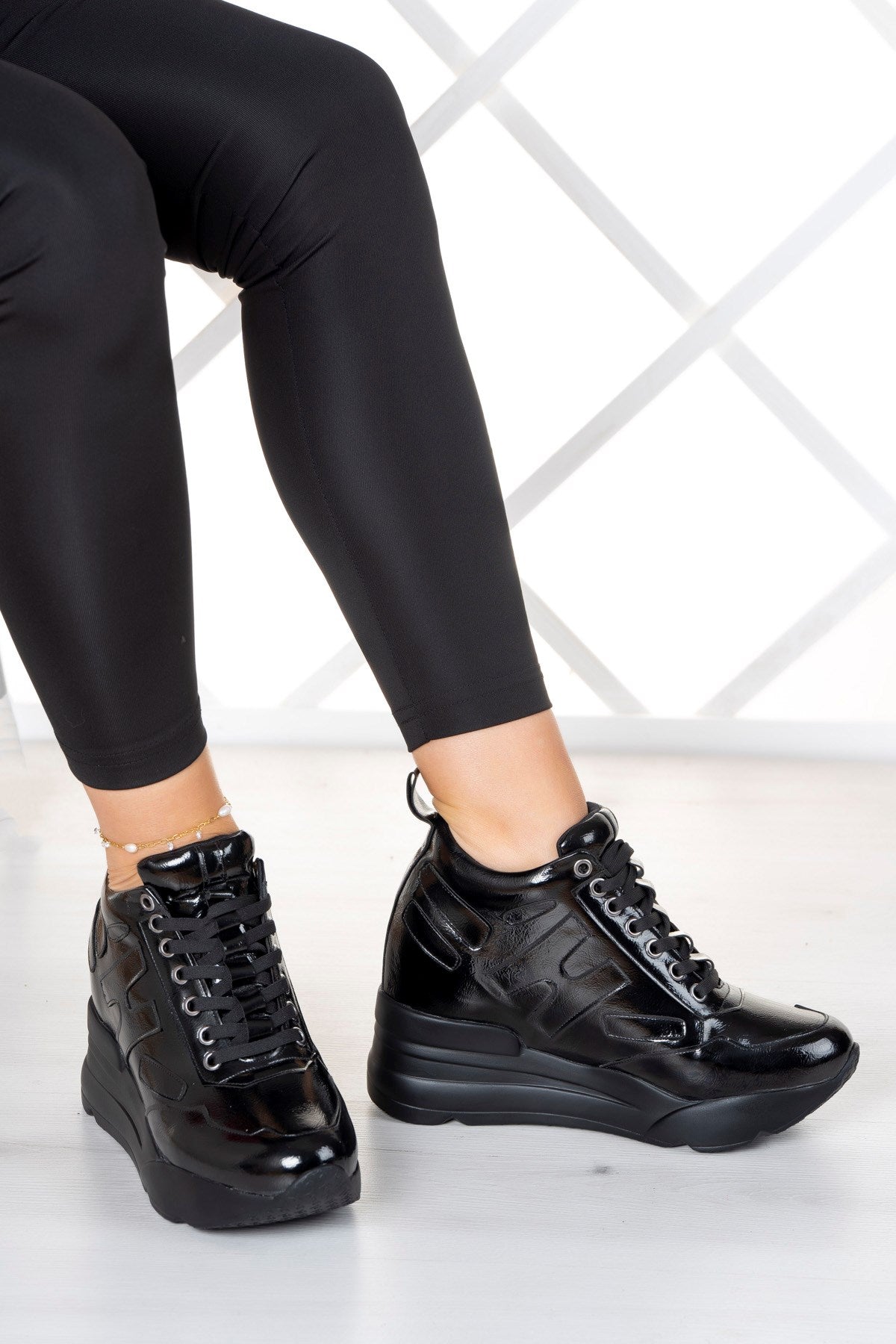 Maria Siyah Gizli Dolgu Günlük Ayakkabı