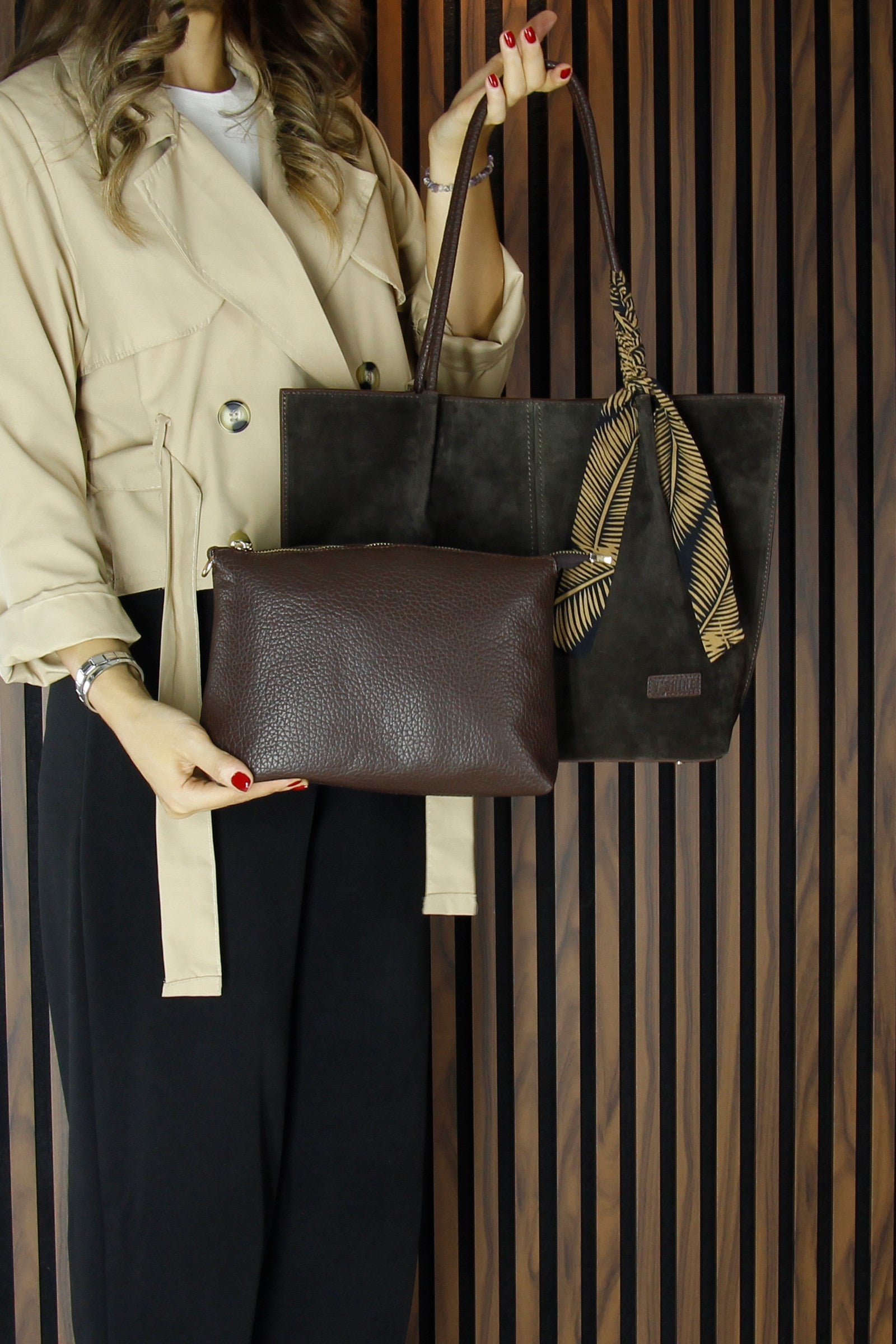 (VSN3093OC) Kahve Hakiki Dana Süet Manyetik Kapaklı Büyük Boy Günlük Omuz Çantası ve Askılı El Çantası