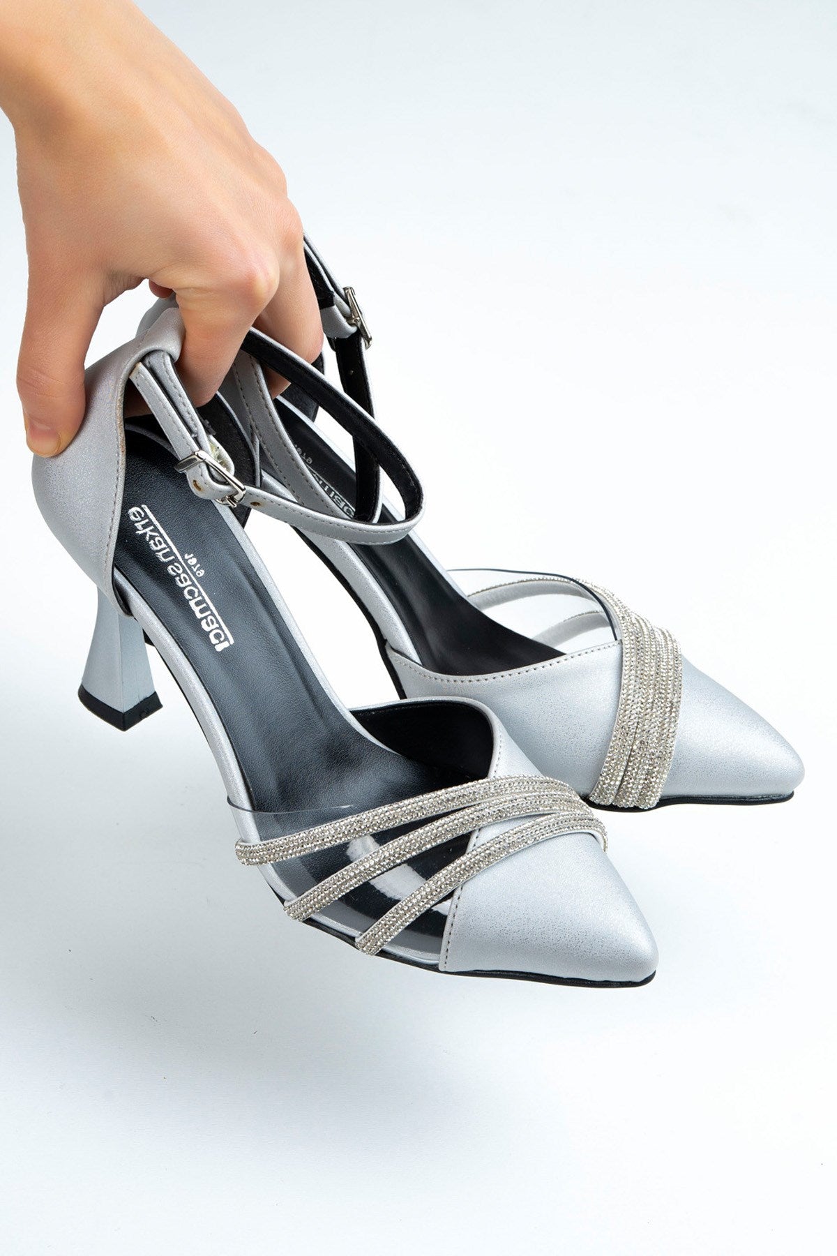 Çağla Gümüş Saten Taşlı Şeffaf Tasarımlı Ayakkabı