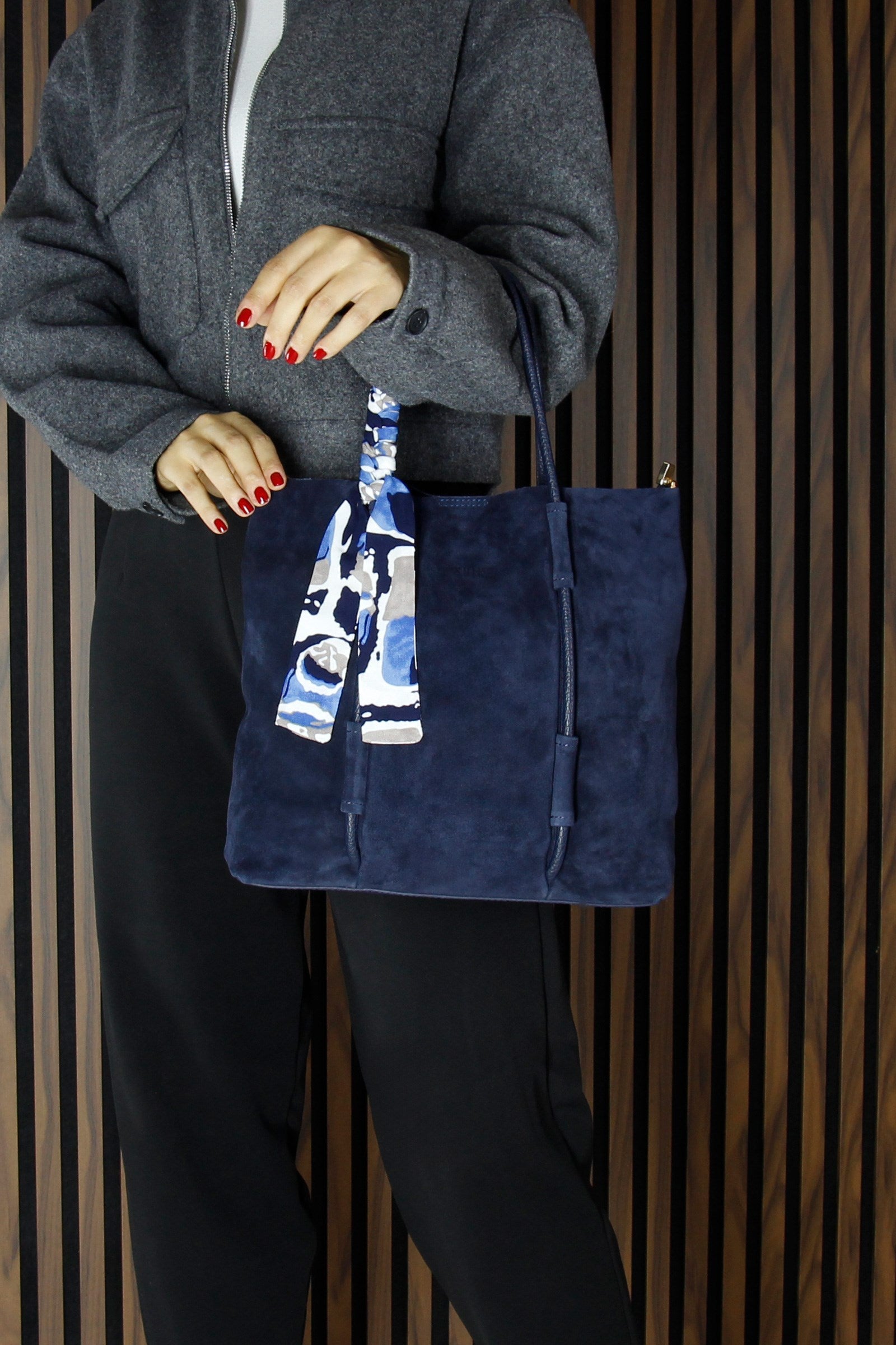 (VSN5013OC) Lacivert Hakiki Dana Süet Manyetik Kapaklı Fermuarlı İç Cepli Askılı Büyük Boy Günlük Omuz Çantası