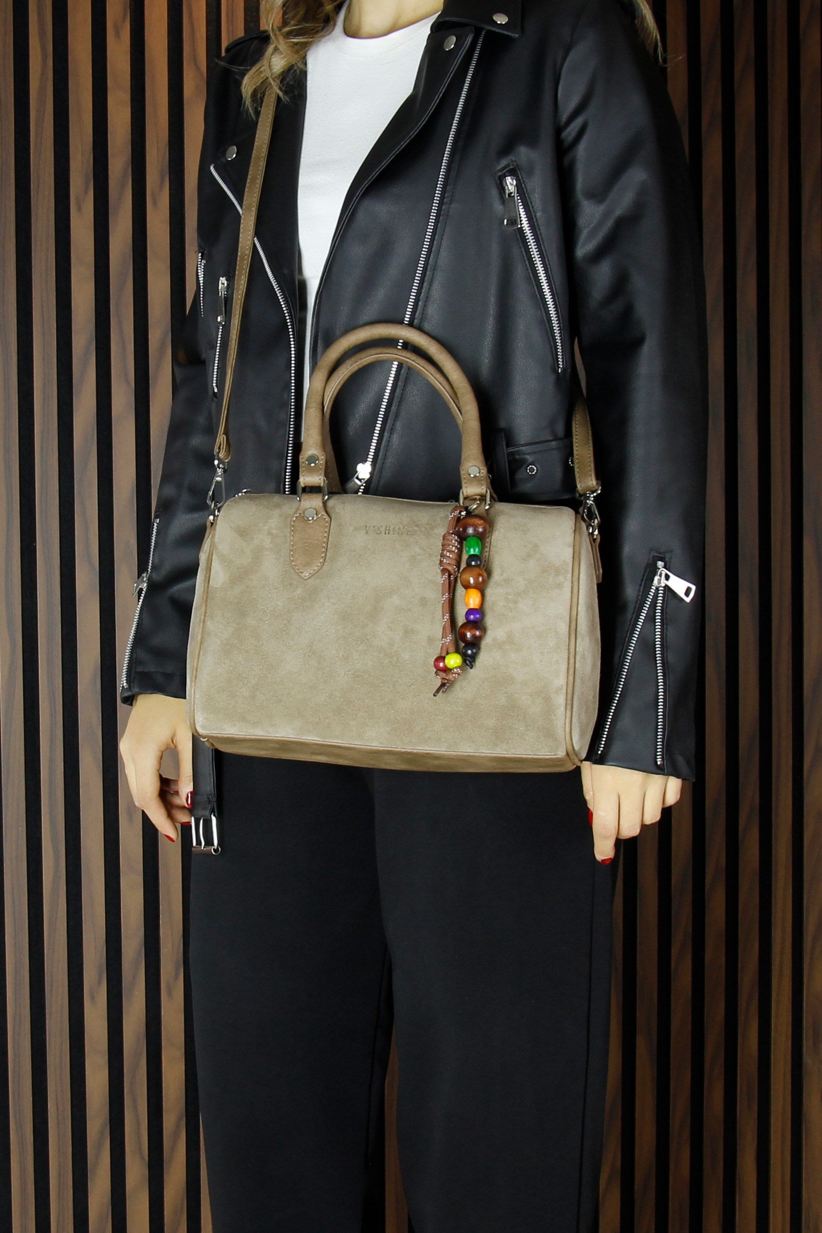 (VSN5011OC) Vizon Hakiki Dana Süet Fermuarlı İç Cepli Askılı Boncuk Aksesuarlı Günlük Büyük Boy Omuz Çantası