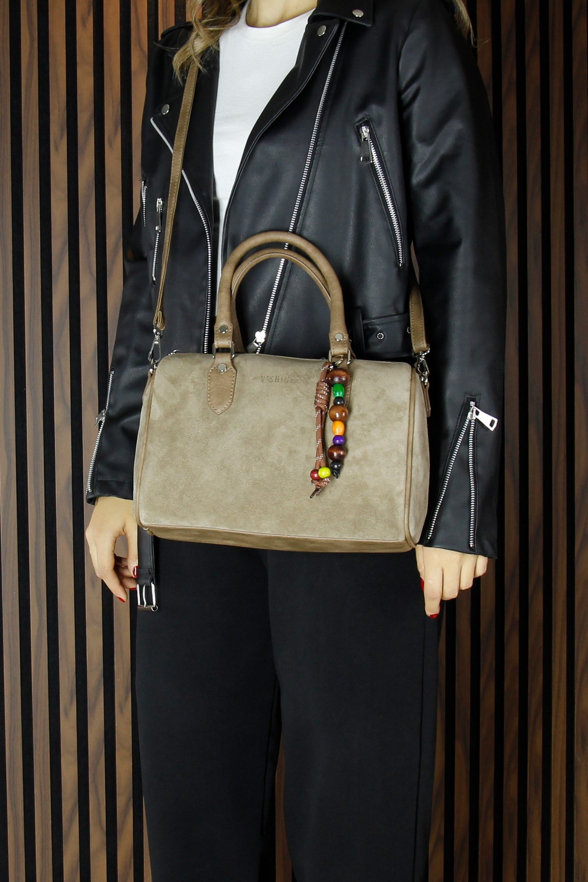 (VSN5011OC) Vizon Hakiki Dana Süet Fermuarlı İç Cepli Askılı Boncuk Aksesuarlı Günlük Büyük Boy Omuz Çantası