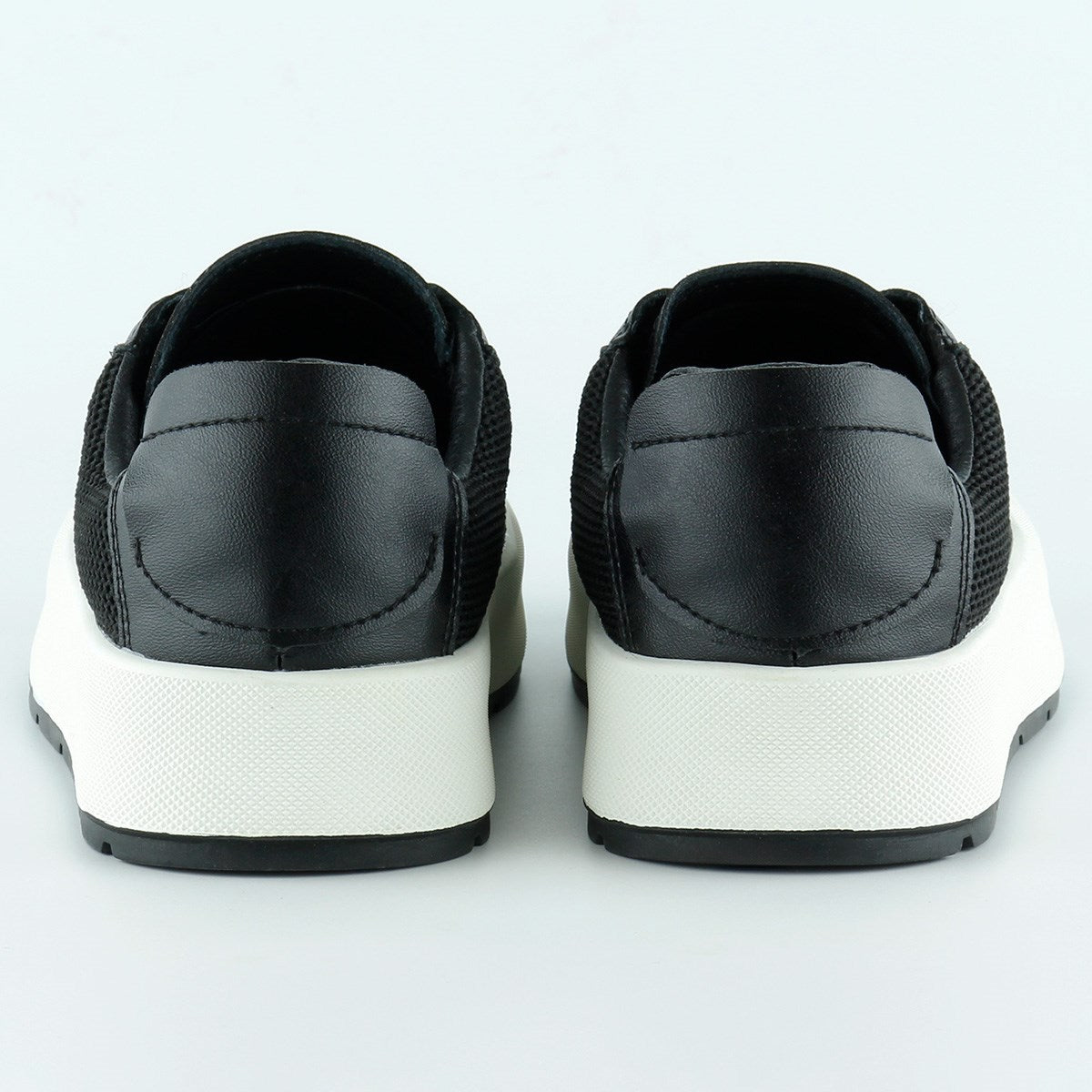 [5020] Siyah Yüksek Taban Spor Fileli Harf Detaylı İncili Bağcıklı Platform Sneaker