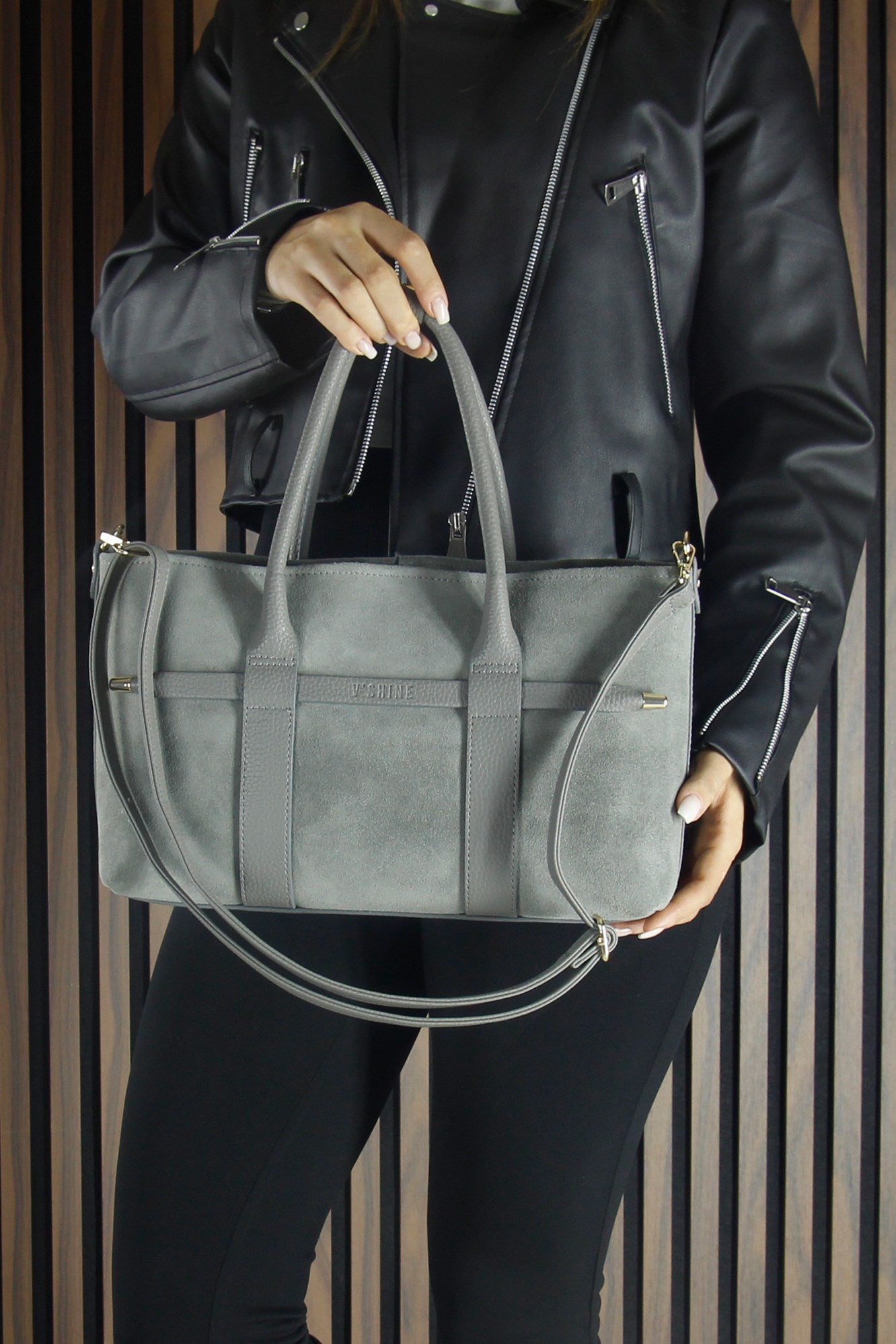 (VSN5014OC) Gri Hakiki Dana Süet Fermuarlı Üç Bölmeli İç Cepli Askılı Orta Boy Günlük Omuz Çantası