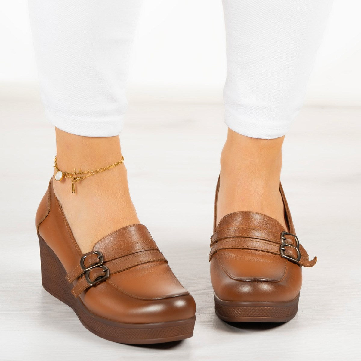 Taylor Taba Hakiki Deri Dolgu Topuklu Günlük Ayakkabı