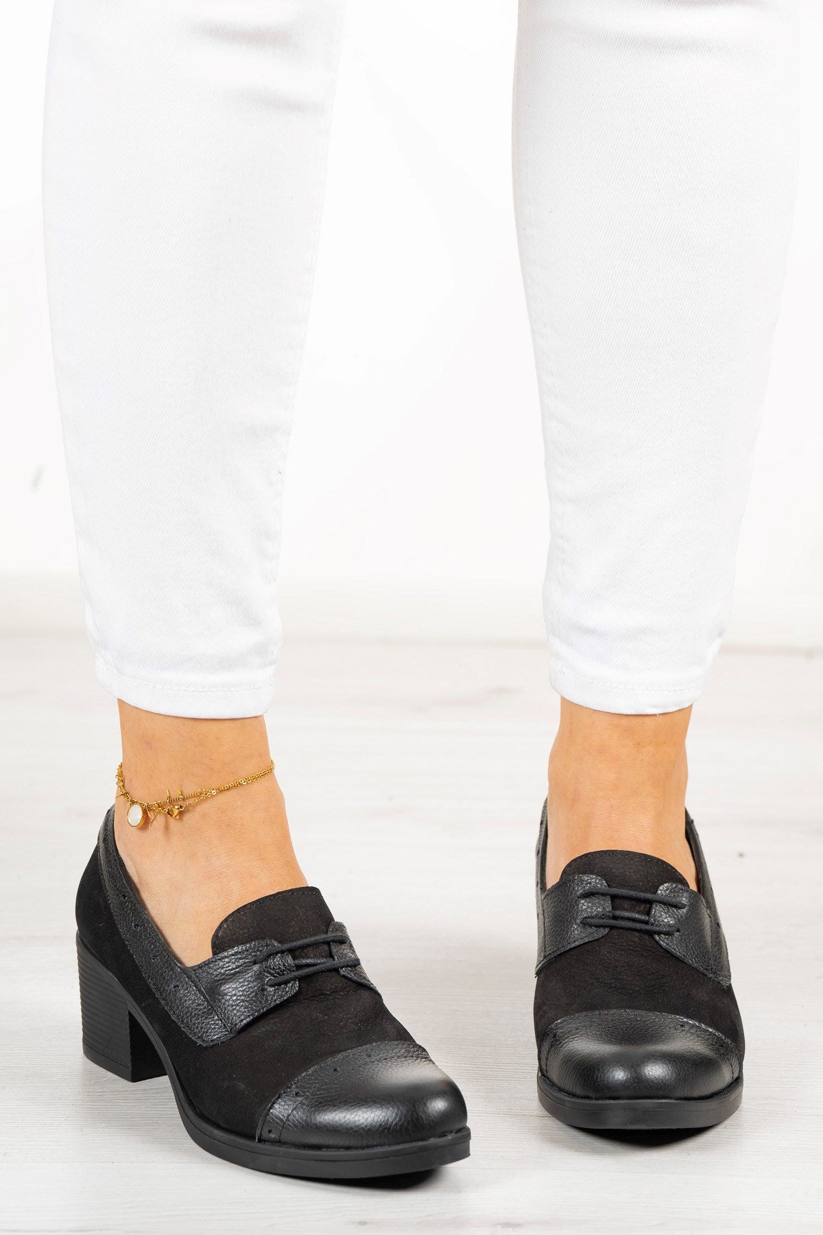 Mellody Siyah Hakiki Deri Günlük Topuklu Ayakkabı