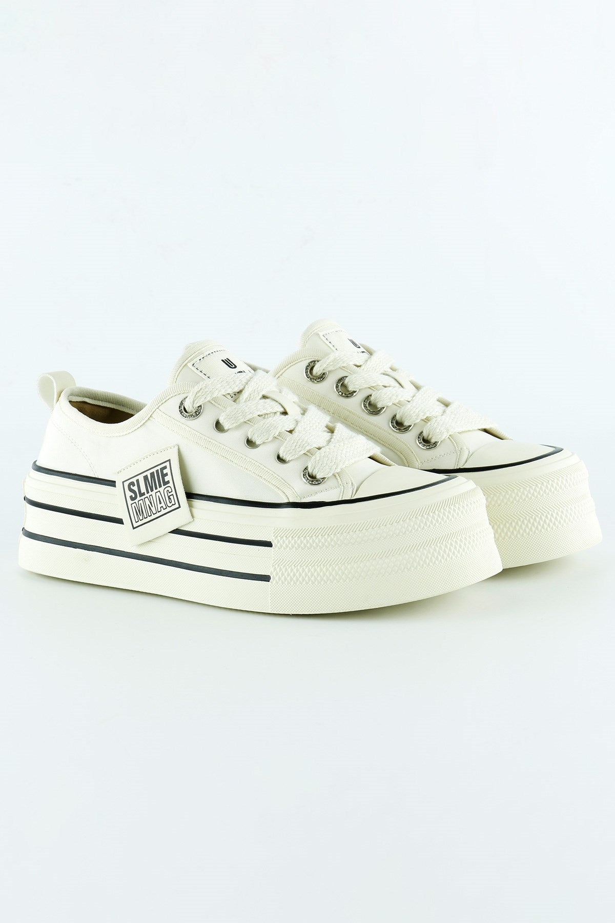 [5016] Bej Saten Yüksek Taban Spor Taşlı Bağcıklı Platform Sneaker