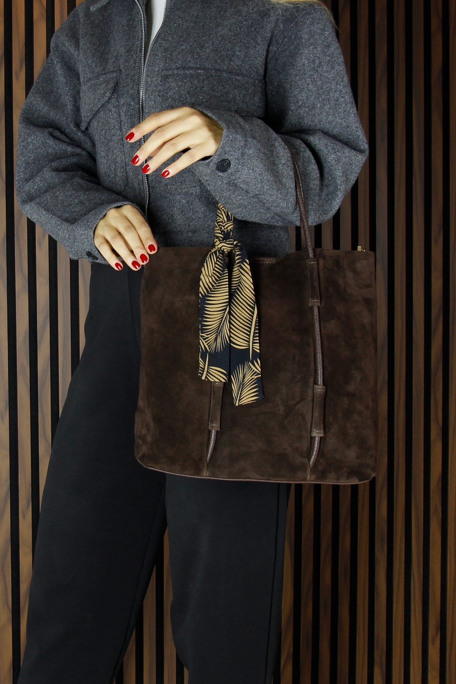 (VSN5013OC) Kahve Hakiki Dana Süet Manyetik Kapaklı Fermuarlı İç Cepli Askılı Büyük Boy Günlük Omuz Çantası