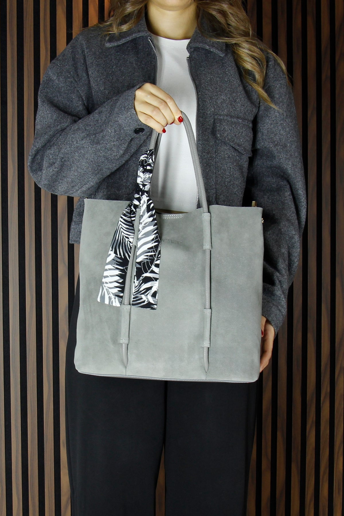 (VSN5013OC) Gri Hakiki Dana Süet Manyetik Kapaklı Fermuarlı İç Cepli Askılı Büyük Boy Günlük Omuz Çantası