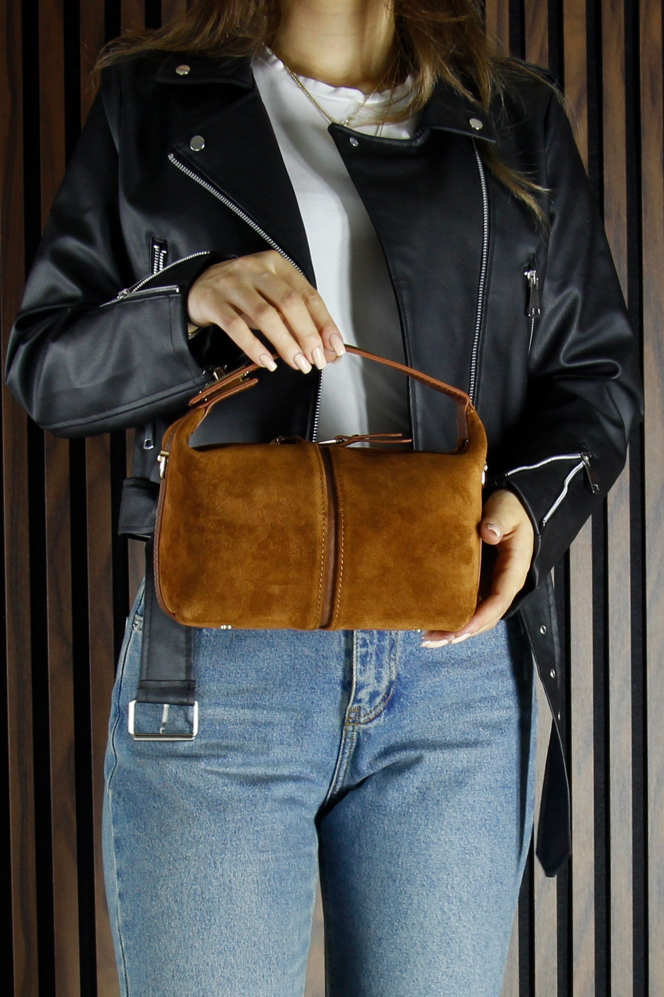 (VSN5009OC) Taba Hakiki Dana Süet Fermuarlı Askılı İç Cepli Orta Boy Günlük Omuz Çantası