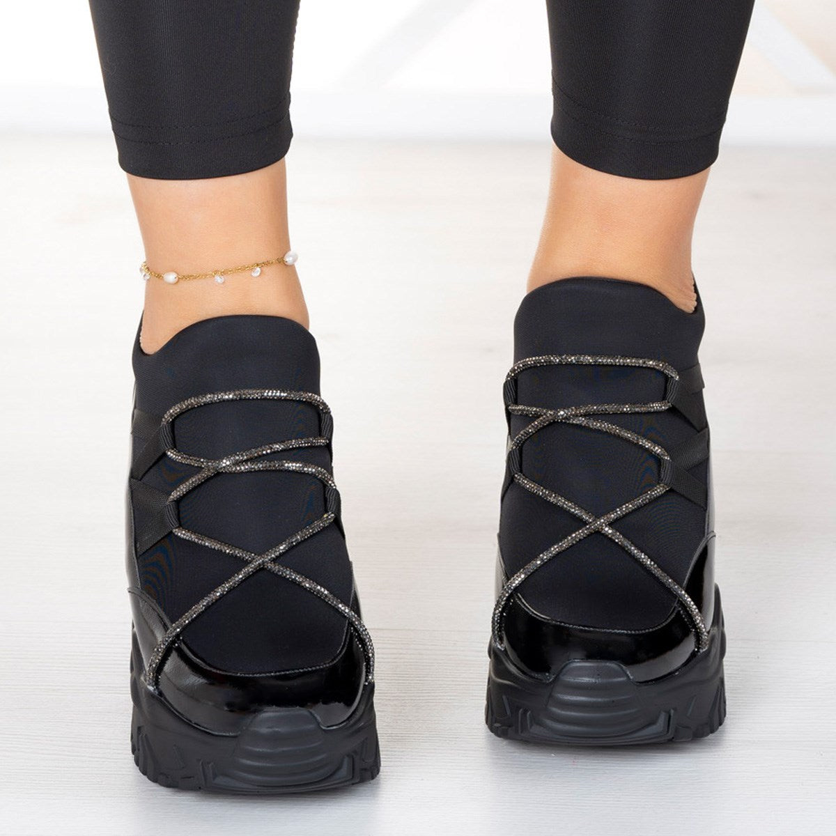 Mevira Siyah Zincir Gizli Dolgu Günlük Ayakkabı