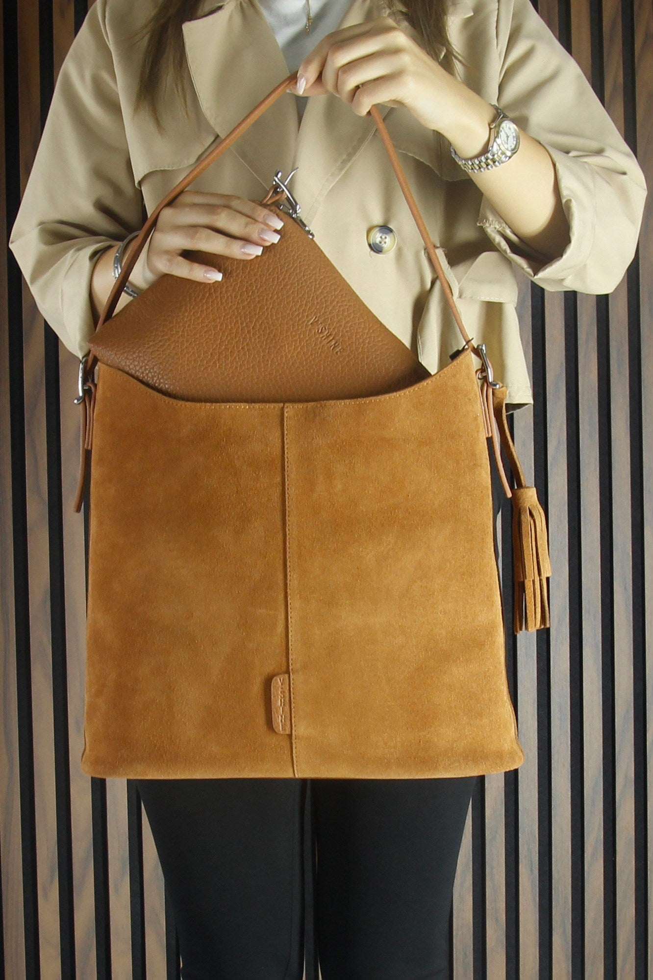 (VSN5016OC) Taba Hakiki Dana Süet Püsküllü Manyetik Kapaklı Büyük Boy Günlük Omuz Çantası ve El Çantası