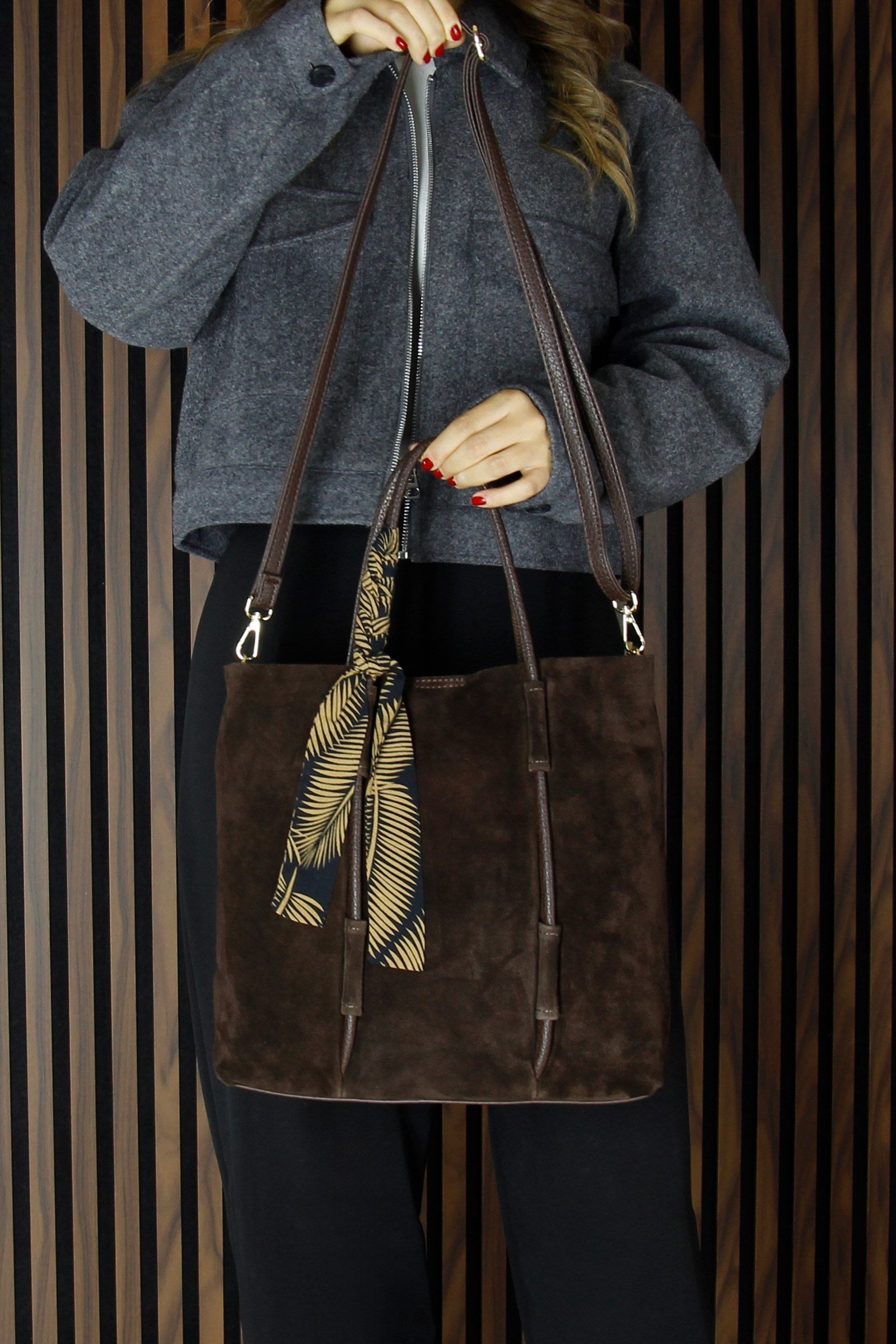 (VSN5013OC) Kahve Hakiki Dana Süet Manyetik Kapaklı Fermuarlı İç Cepli Askılı Büyük Boy Günlük Omuz Çantası