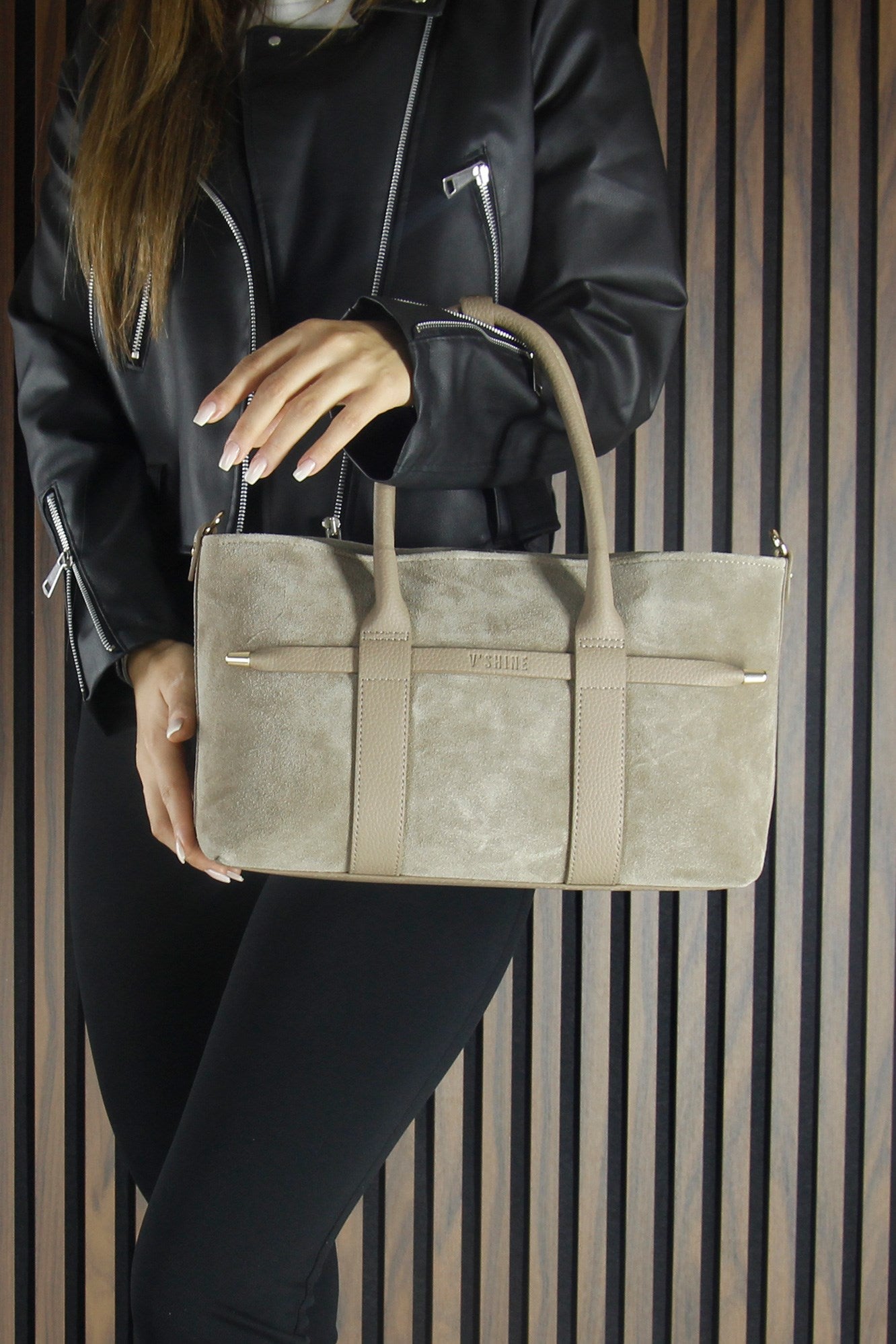 (VSN5014OC) Kum Hakiki Dana Süet Fermuarlı Üç Bölmeli İç Cepli Askılı Orta Boy Günlük Omuz Çantası